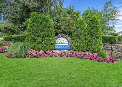 79 Leeward Court - Photo 1