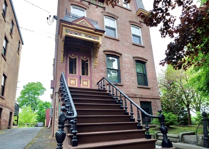 4 Grand Street - Photo 1