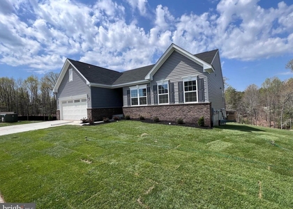 5020 Birch Leaf Circle - Photo 1