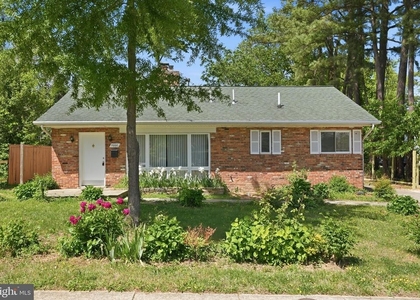 11000 Park Road - Photo 1