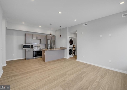 1205 S 15th Street - Photo 1