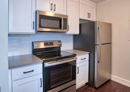 3131 Walnut Street - Photo 1