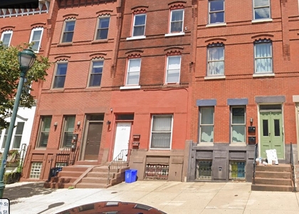 2917 Girard Ave - Photo 1