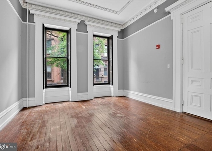 1717 Spruce Street - Photo 1