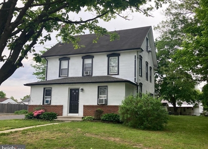 104 Market Place - Photo 1