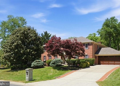 9904 Hall Road - Photo 1