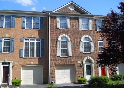 2807 Cornet Court - Photo 1