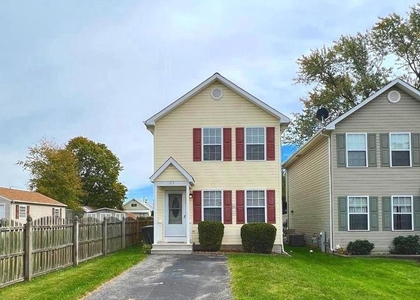 513 Willow Avenue - Photo 1