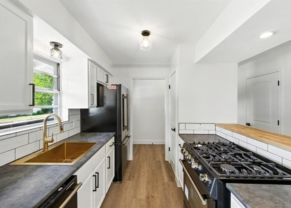 8520 Bradford Dr - Photo 1