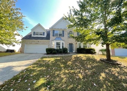 2054 Pierce Way - Photo 1