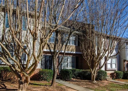 1066 Wedgewood Lane - Photo 1