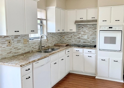801 E Stadium Court - Photo 1