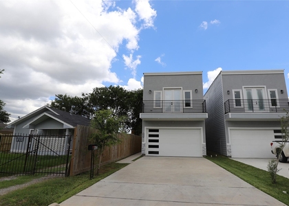 4422 Phlox Street - Photo 1