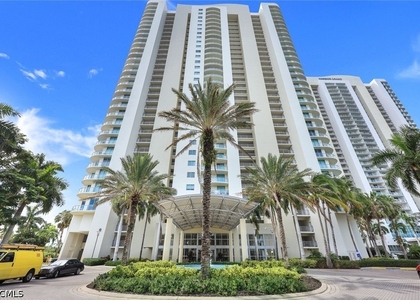 3000 Oasis Grand Boulevard - Photo 1