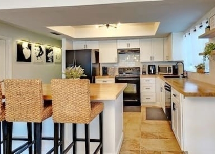 319 Se 24th Avenue - Photo 1