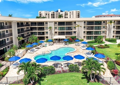 3200 Gulf Shore Boulevard N - Photo 1