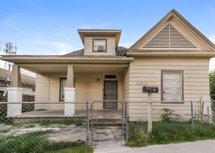 4610 Schroeder Street - Photo 1