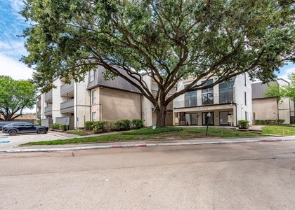 3005 Walnut Bend Lane - Photo 1