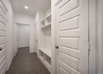 5806 Aurora Greens Lane - Photo 1