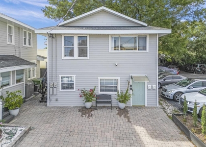 2575 S Himes Avenue - Photo 1