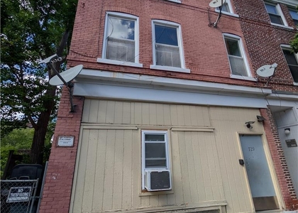 729 E 4th Street - Photo 1
