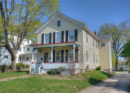 143 Broad Street - Photo 1