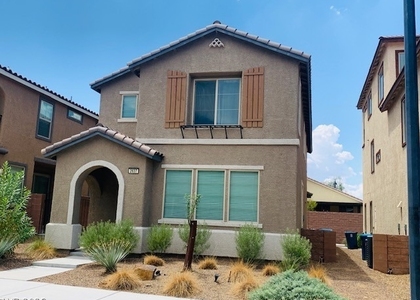 2637 Marvel Astoria Street - Photo 1