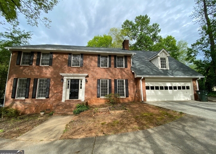 4193 N Shallowford Road - Photo 1