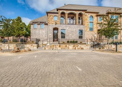 1231 Fowler Street - Photo 1
