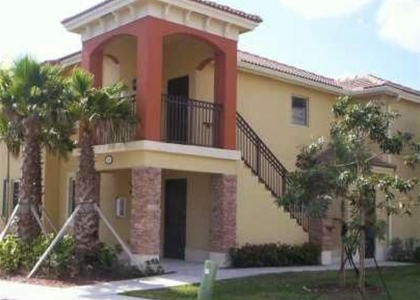 970 Ne 34th Avenue - Photo 1