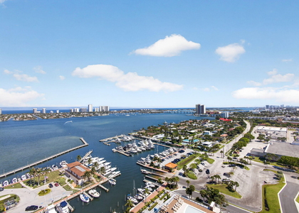 220 Lake Shore Drive - Photo 1