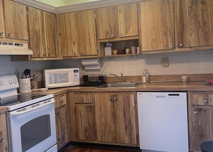 523 Piedmont K - Photo 1