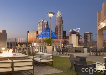 640 N Church Street - Photo 1