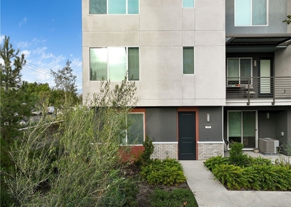 225 Steely - Photo 1