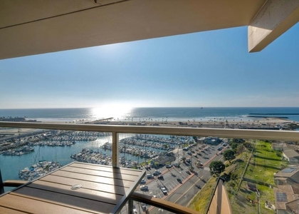 1200 N Harbor - Photo 1