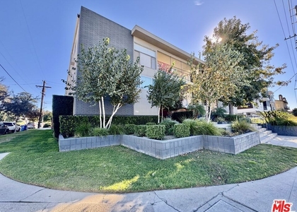 7524 Sepulveda Boulevard - Photo 1