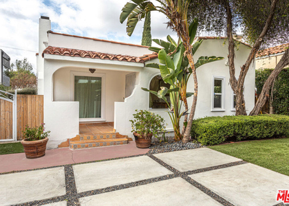 409 N Kilkea Drive - Photo 1