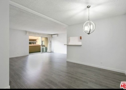 855 Victor Avenue - Photo 1
