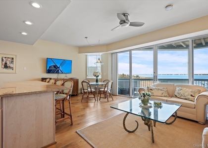 260 Dune Road - Photo 1