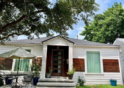1806 W Clay Street - Photo 1
