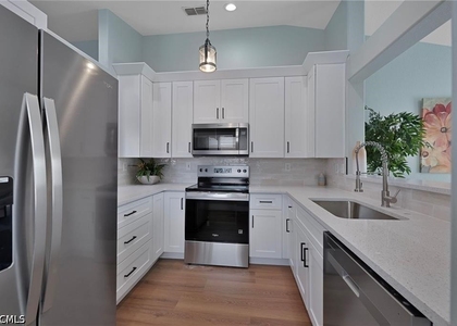 26729 Little John Court - Photo 1