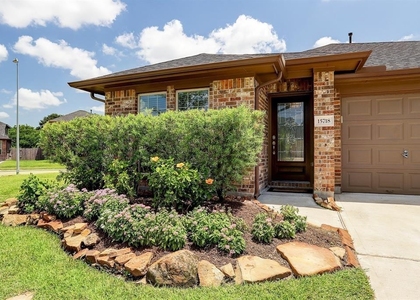 15718 Whispering Green Drive - Photo 1