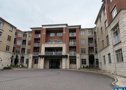 7400 River - Photo 1