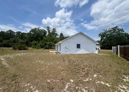 141 Hazel Boulevard - Photo 1