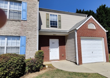 1010 Labonte Parkway - Photo 1