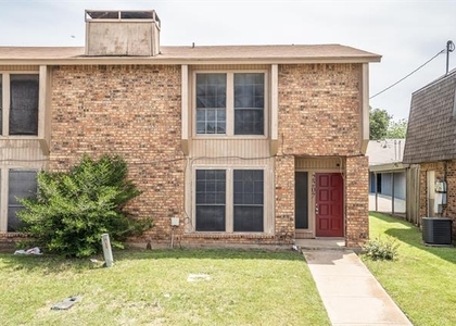 2205 Chase Court - Photo 1