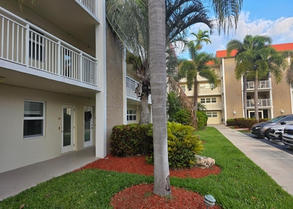 3100 Ne 48th Court - Photo 1