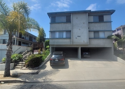 5621 Edgemar Avenue - Photo 1
