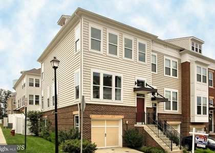 42685 Orefield Terrace - Photo 1