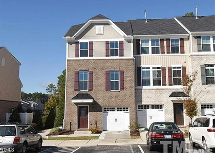 438 Berry Chase Way - Photo 1